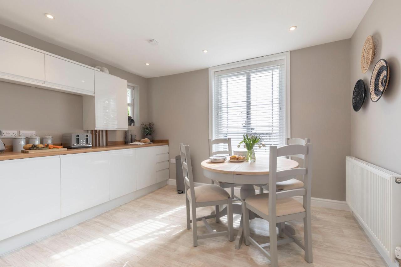 Vaughan Lodge Elegant 2-Bed Duplex With Views Near Malvern Hills Malvern Wells Buitenkant foto