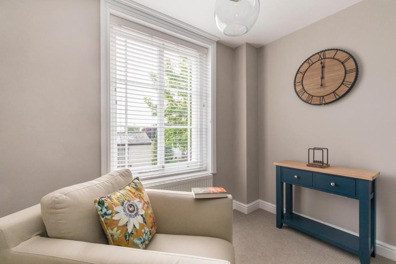 Vaughan Lodge Elegant 2-Bed Duplex With Views Near Malvern Hills Malvern Wells Buitenkant foto